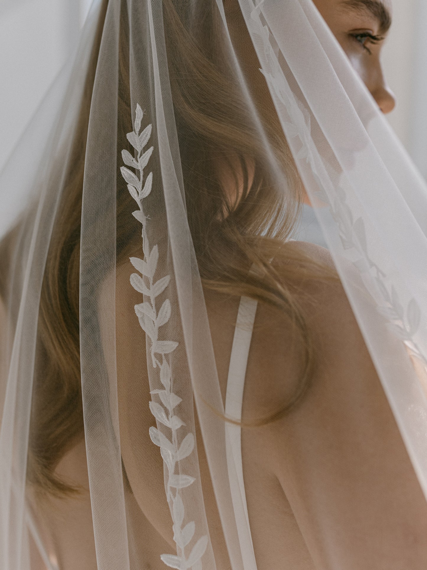 Whimsy Leaf Veil