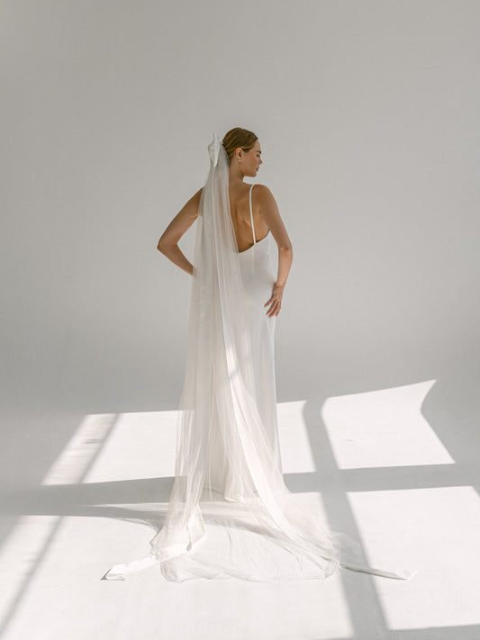 Statement Bow Veil